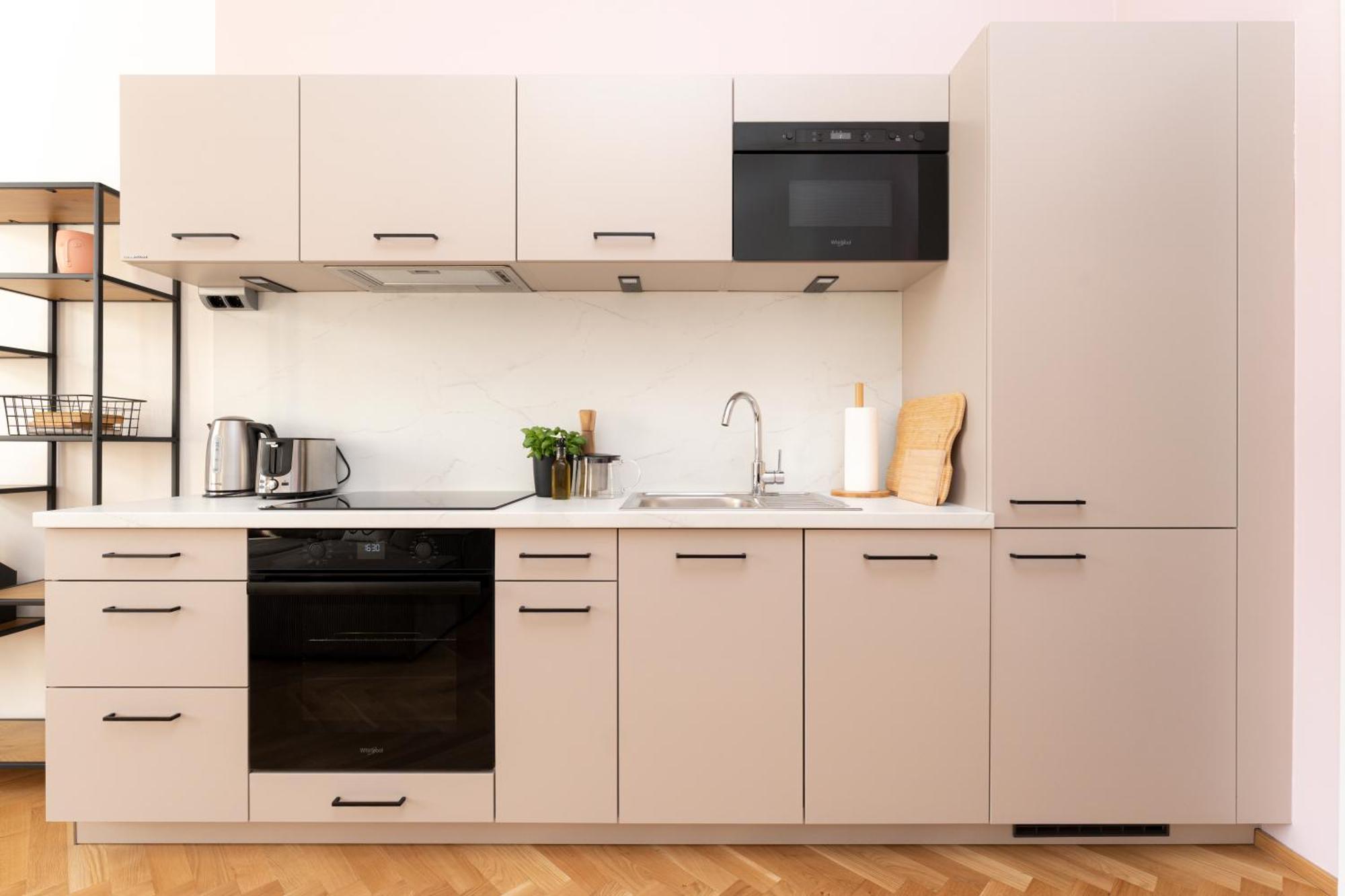 Visit Oomph Apartments Prága Kültér fotó