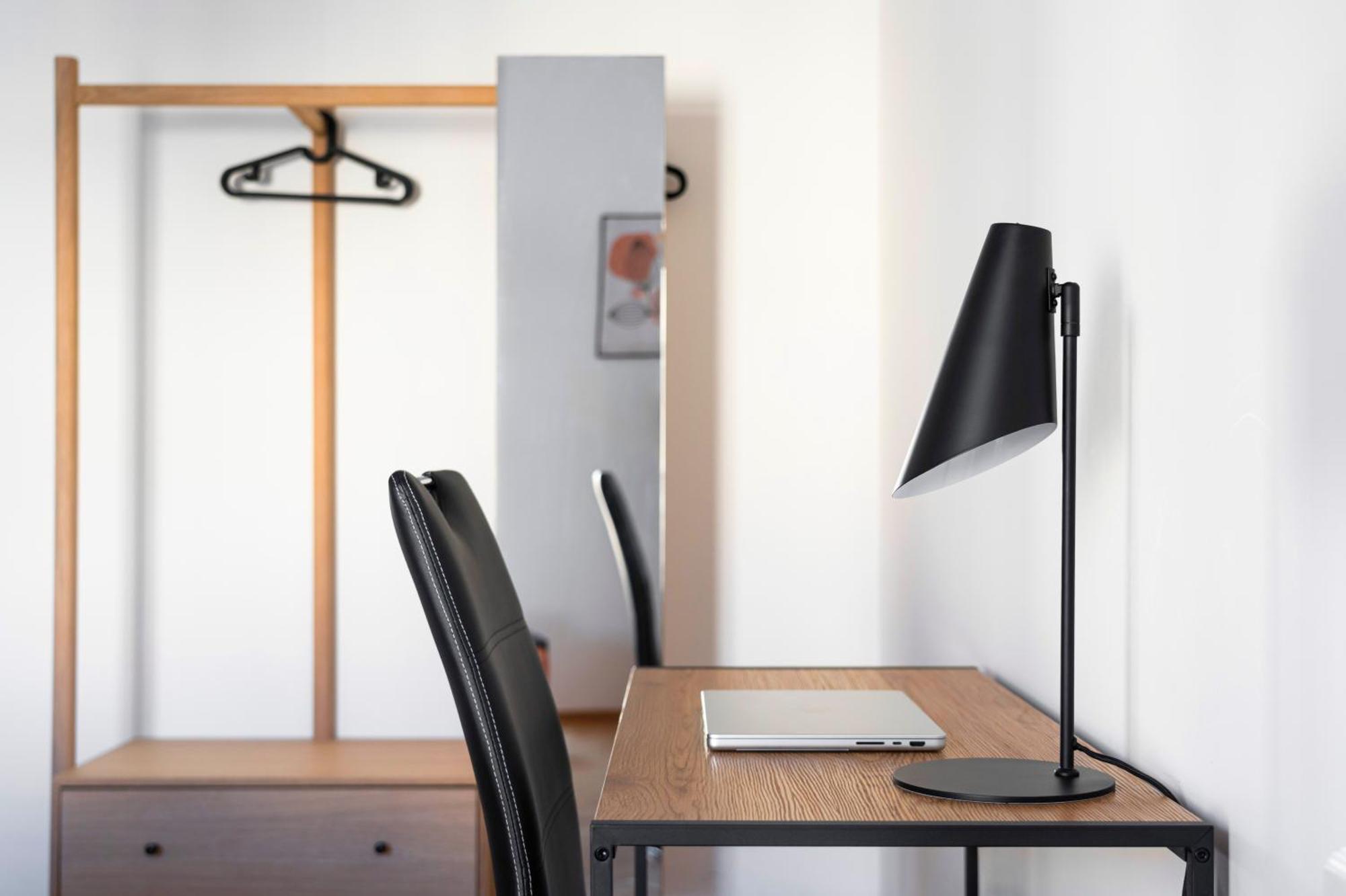 Visit Oomph Apartments Prága Kültér fotó